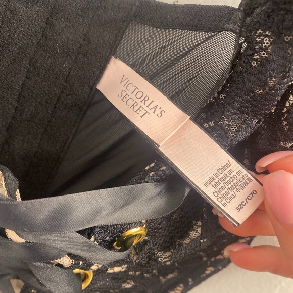 Victoria’s secret bustier - Picture 4 of 6